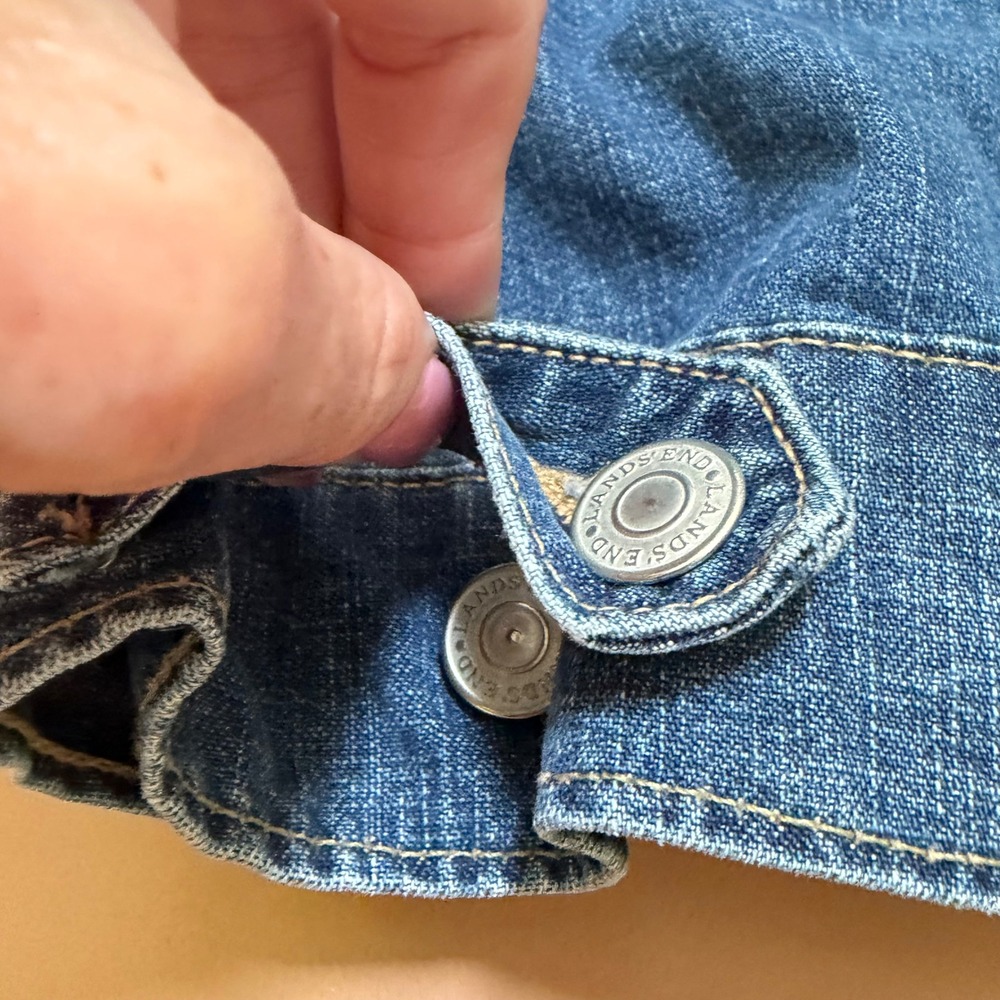 Lands End Womens XL 18-20 Denim Trucker Jacket Medium Wash Blue Cotton Classic - Picture 11 of 12